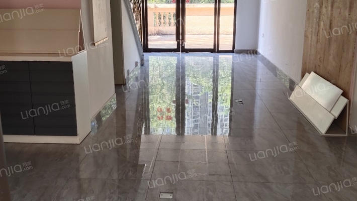 龙光城北一期二手房实景图