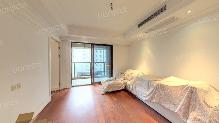 苏宁悦城悦园C区二手房实景图