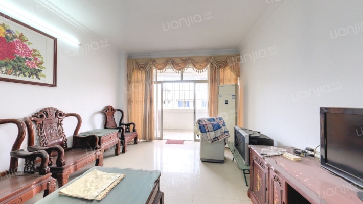 雅致街二手房实景图