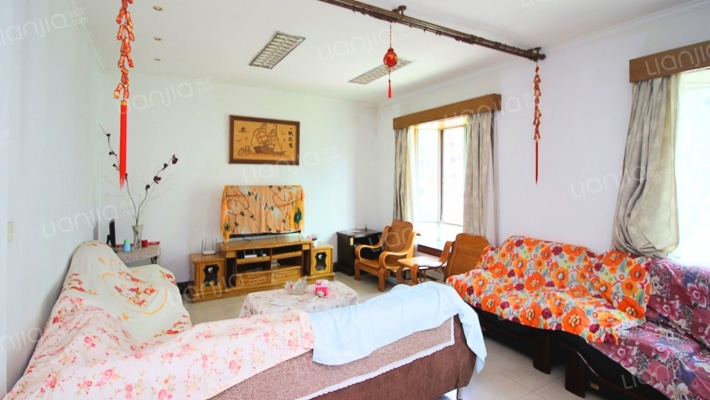 天鹅山庄综合楼二手房实景图