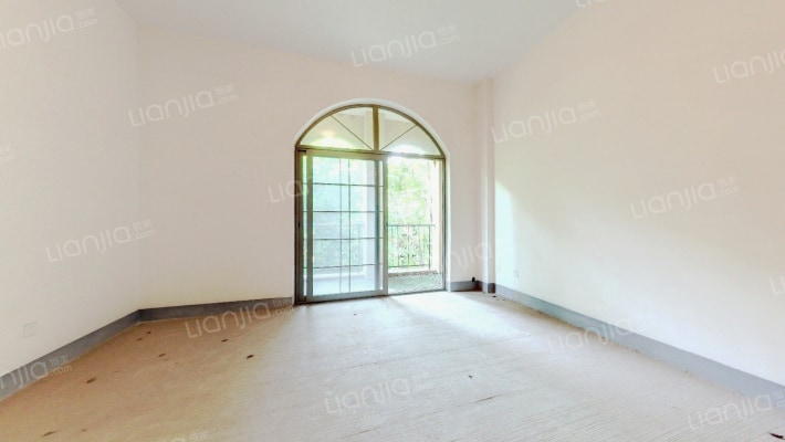 和贵南山上二手房实景图