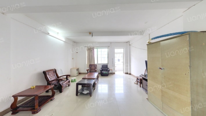 新雅苑二手房实景图