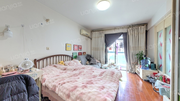 泊仕公寓二手房实景图