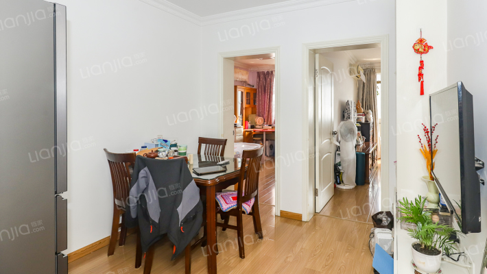 景凤小区二手房实景图