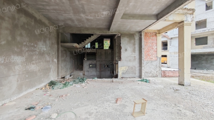 绿地翠谷三期二手房实景图