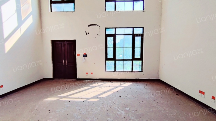 融创都铎庄园一期二手房实景图