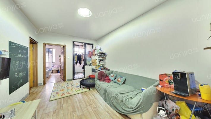 新凯城香樟苑二手房实景图