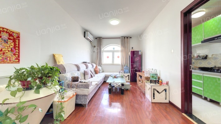 中晟馨苑小区四号院二手房实景图