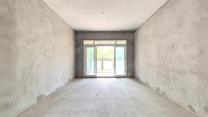 银河公园山水二手房实景图