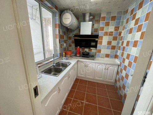 整租·虞園新村 4室2厅 南/北