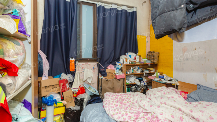 龙腾阁小区二手房实景图