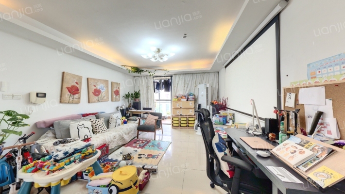 东郊小镇第一街区二手房实景图