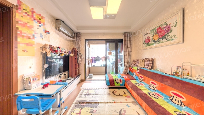 万科城三期二手房实景图