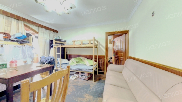 伊格尔公寓二手房实景图