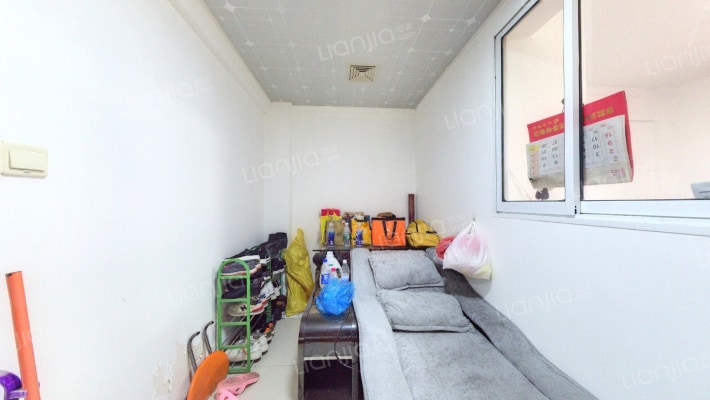 中瑞府前嘉苑西区二手房实景图