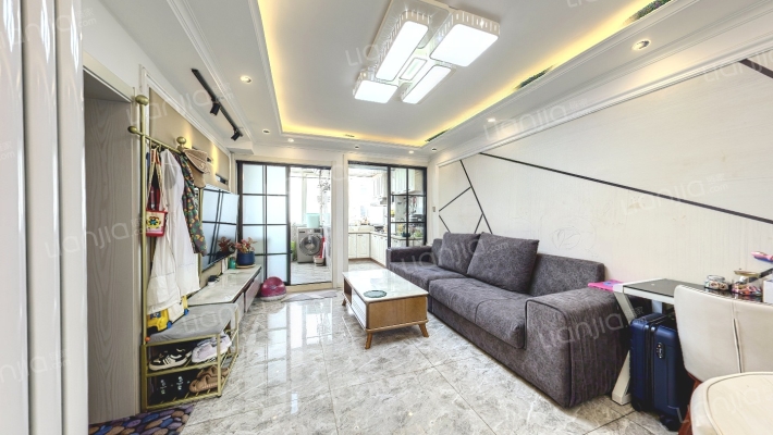 蓝天小区二手房实景图