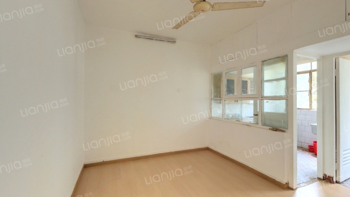 凤凰西街140号二手房实景图