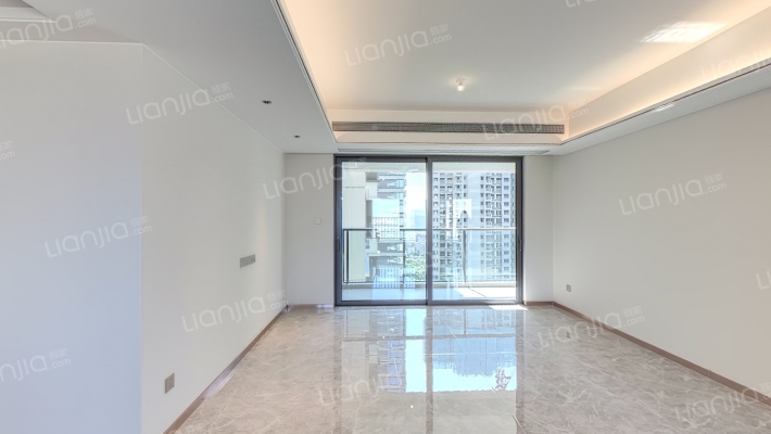 保利天汇二手房实景图