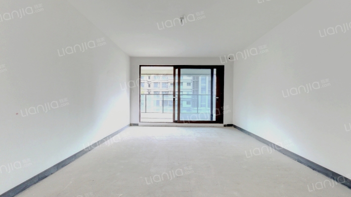 云麓台一组团二手房实景图