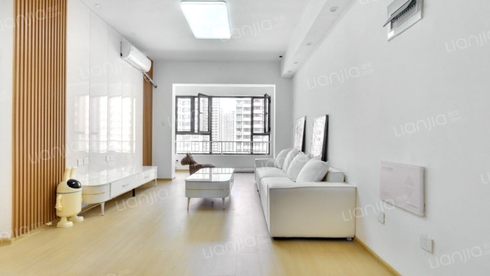 恒大滨河左岸临湖公馆二手房实景图