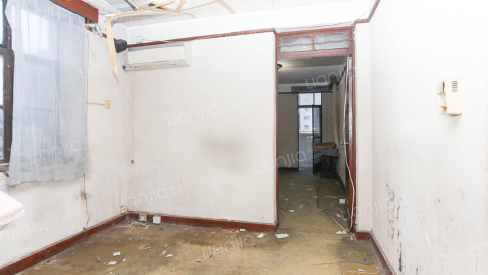 巴林别墅二手房实景图