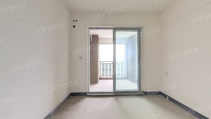 华润凯旋天地二手房实景图