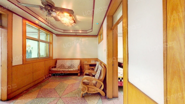 中医院小区二手房实景图