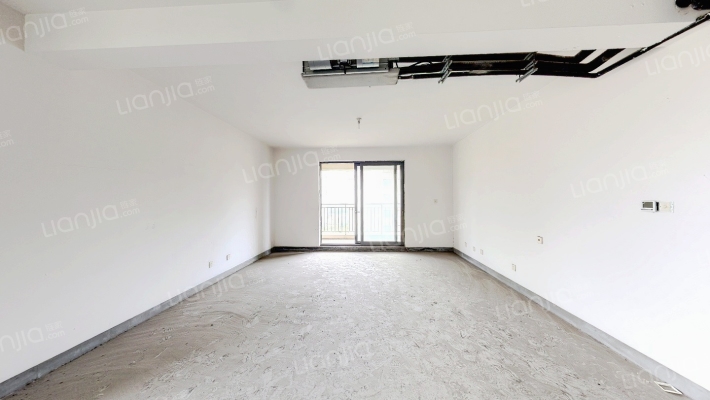 中企铂镜二手房实景图