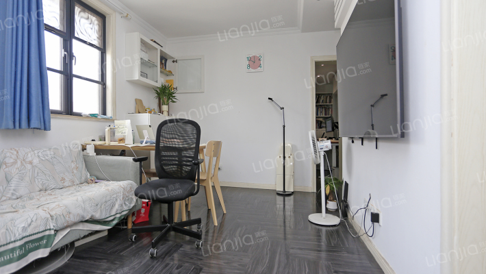 江桥三村七街坊二手房实景图