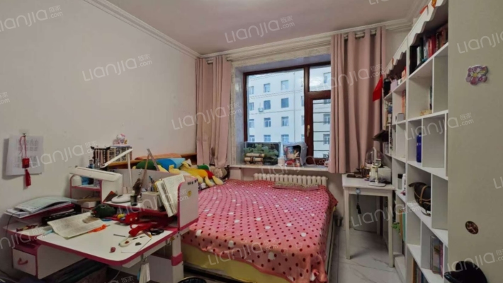 松罗堡街(新苗圃街)二手房实景图