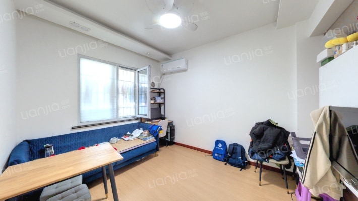 景第公寓二手房实景图