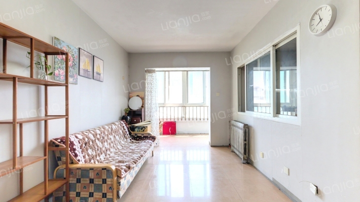 鼎晟国际二手房实景图