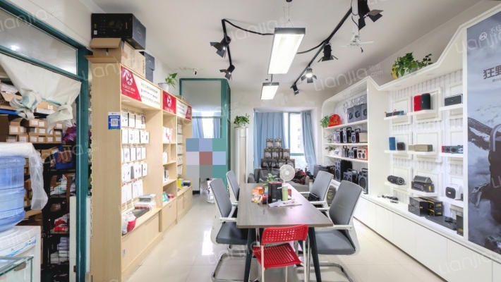 花圃名居二手房实景图