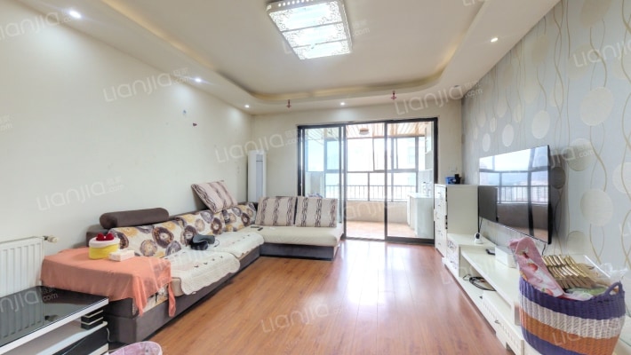 皇冠国际社区二期二手房实景图