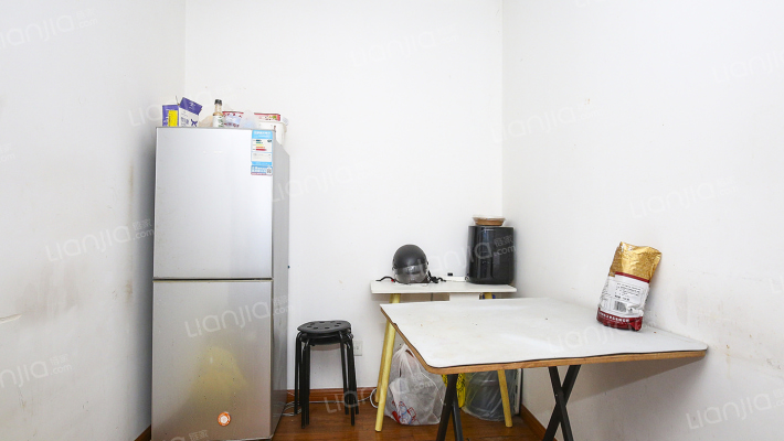 国顺路300弄二手房实景图