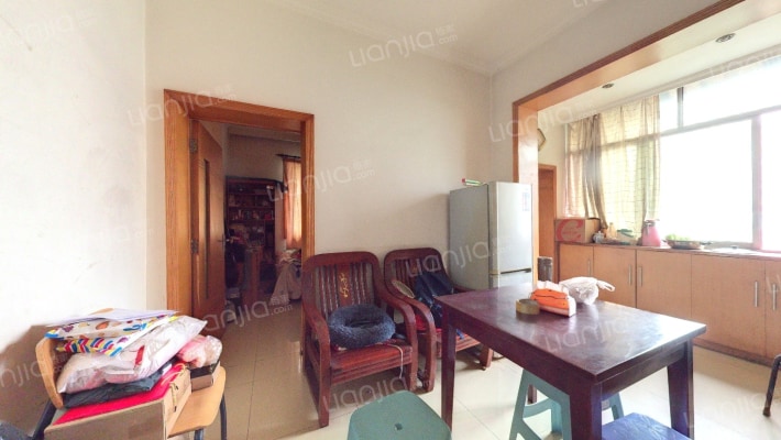 石新路二手房实景图