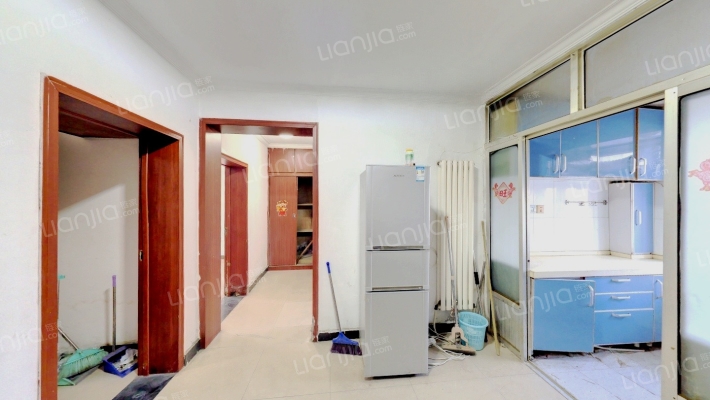 首钢一线材厂东宿舍二手房实景图