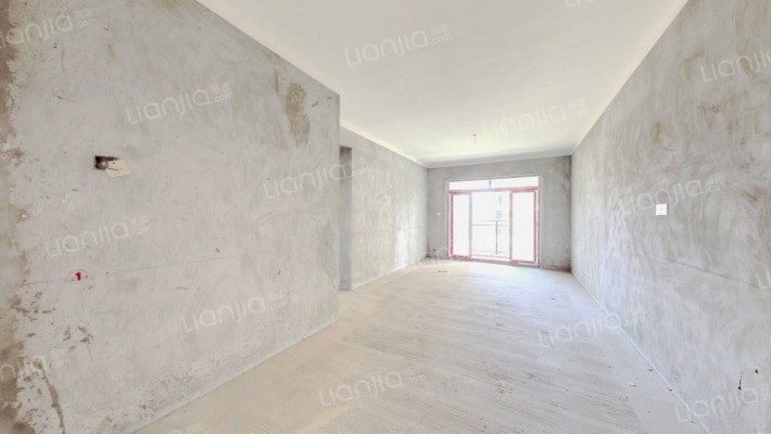 水岸花都兰馨苑二手房实景图