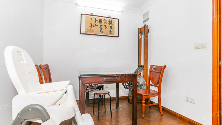 金江公寓二手房实景图