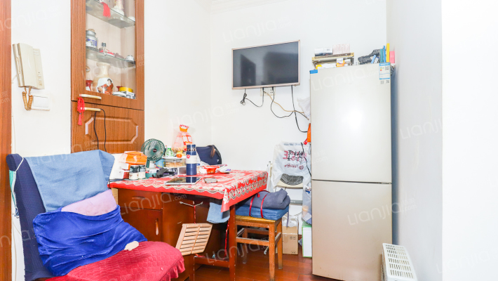 景凤路380弄二手房实景图