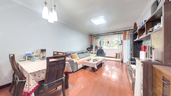 山泉花苑（南区）二手房实景图