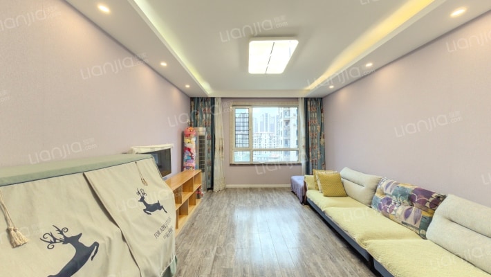 荣盛爱家郦都二手房实景图