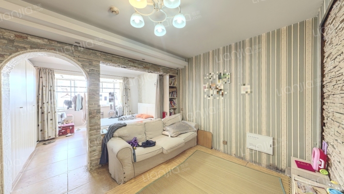 金马商城二手房实景图