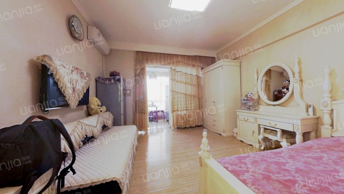 宝宇荣耀上城二手房实景图