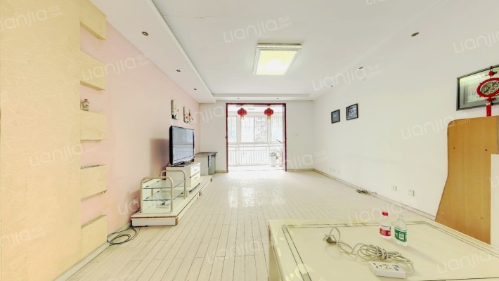 缤纷四季二手房实景图