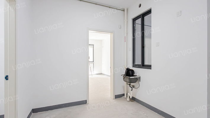 曹杨八村二手房实景图