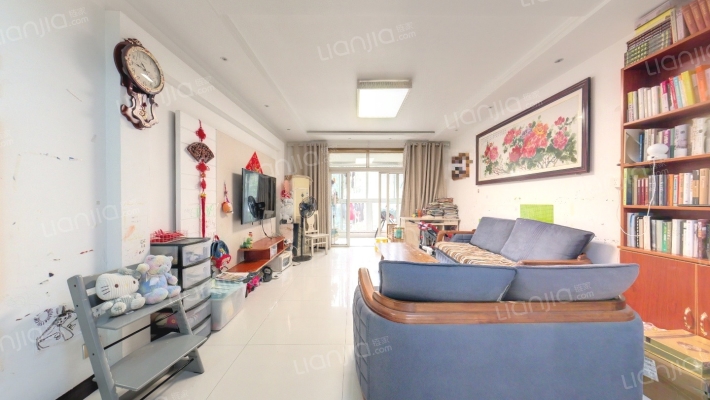 橘郡万绿园二手房实景图