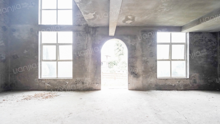 金龙豪爵二手房实景图