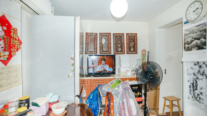 鲁班大楼二手房实景图