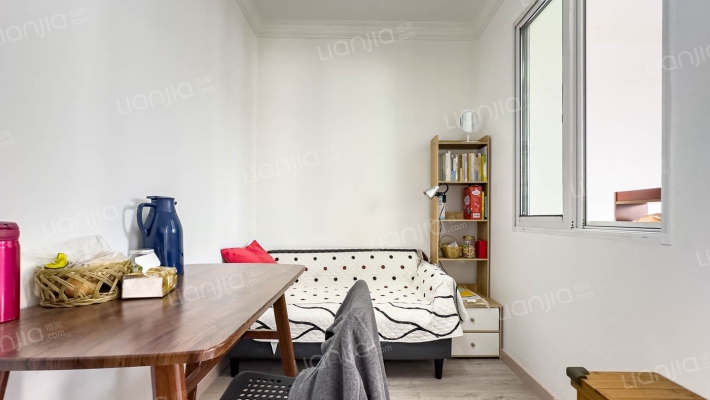 虹景小区二手房实景图